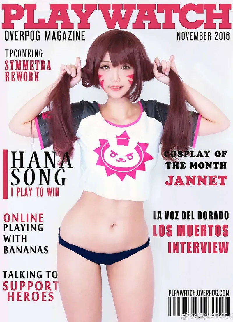 Hana Bunny双马尾发型与白色角色服饰Cosplay造型