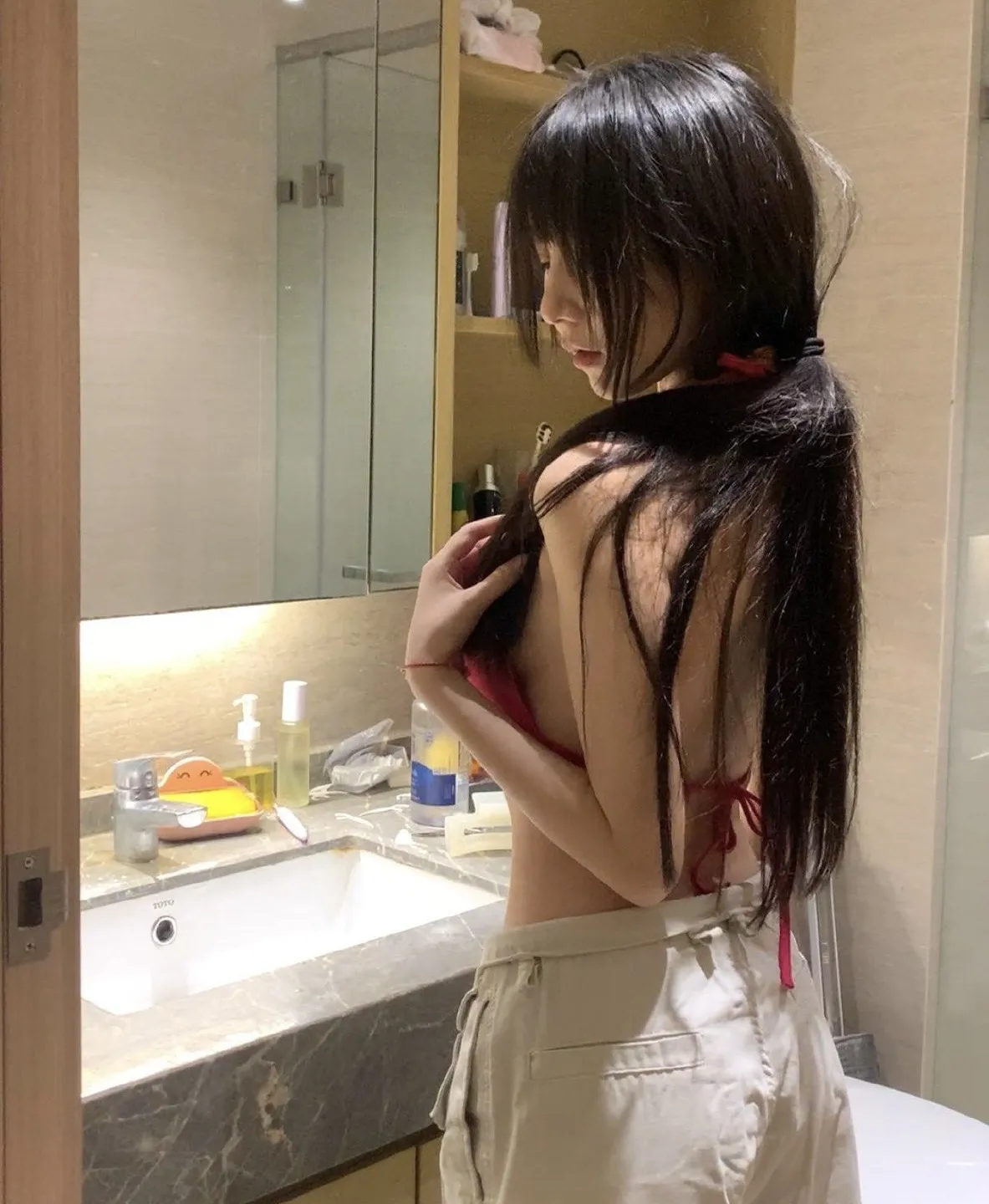 任智桃cosplay角色写真作品整理 任智桃室内浅色服装造型照片