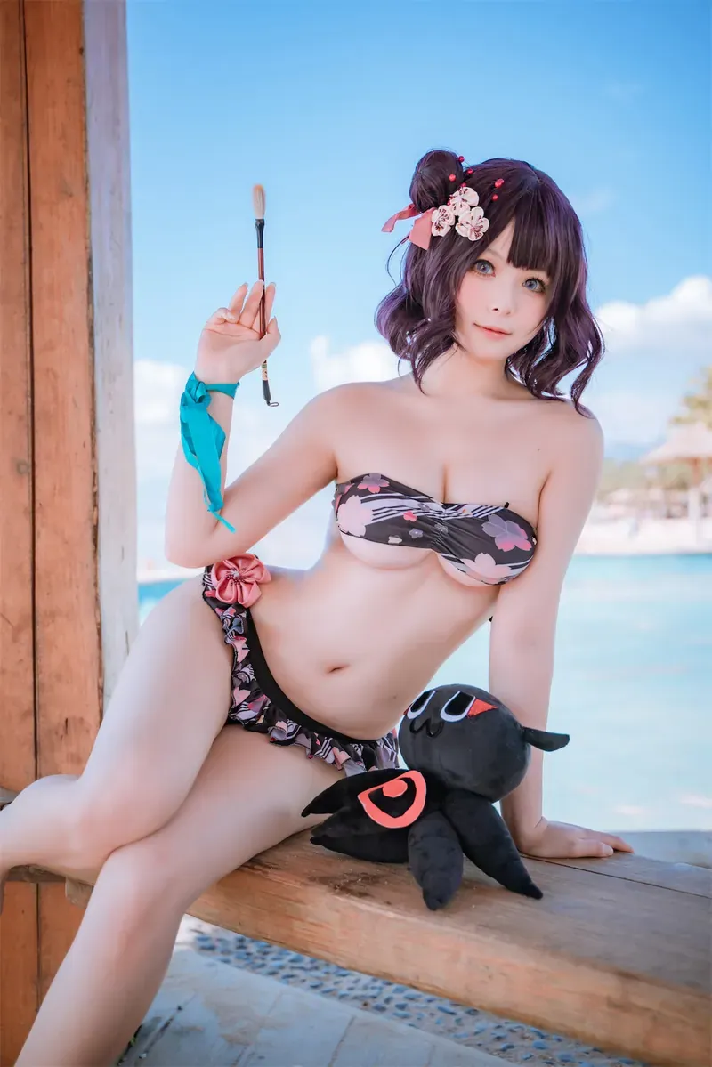 w百合欧皇子w 游戏角色COS作品整理 海边环境中的角色服装造型