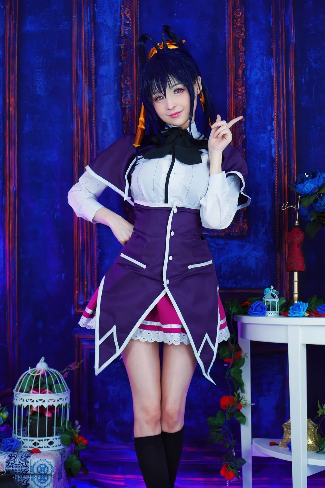 HidoriRose Cosplay角色作品整理 紫色服装角色搭配蓝色背景的Cosplay照片