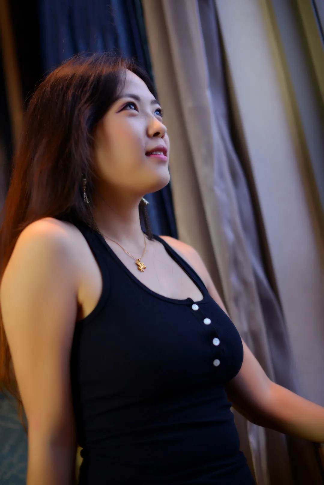 PANS盘丝洞角色摄影风格作品整理 黑色服装人物近景摄影