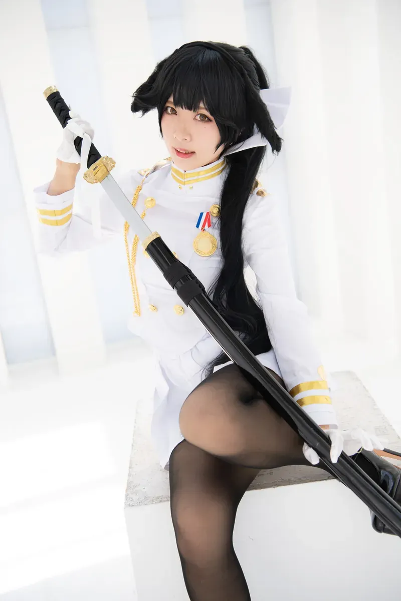 Rizuna cosplay角色风格作品参考 Rizuna白色制服角色cosplay姿态展示