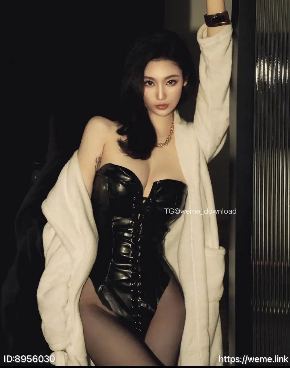 角色扮演写真风格 米米子呀(Maymay)视觉作品整理与造型主题 米米子呀(Maymay)黑白配色暗调服装风格写真