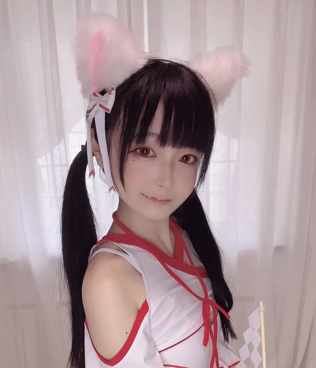 佳佳好难啊cosplay风格作品整理 双马尾发型与浅色服装的日系角色扮演照片