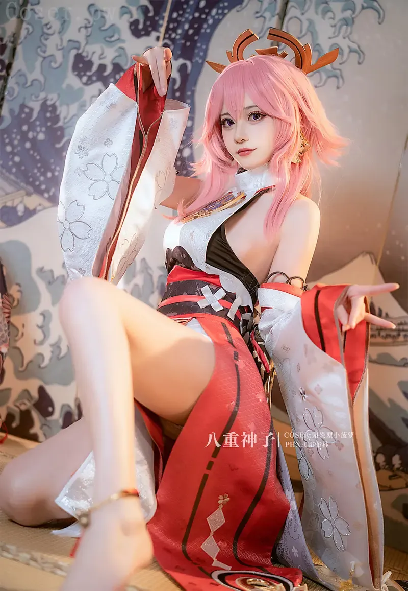 阳炎型小菠萝cosplay角色写真整理 粉色发型与红白服饰的东方角色照片