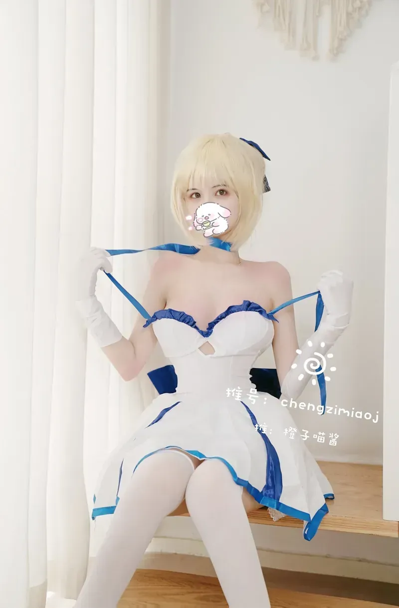 绮里嘉ula角色扮演专题与作品风格整理 绮里嘉ula写真作品整理 绮里嘉ula浅色角色造型中的发型服饰和整体风格