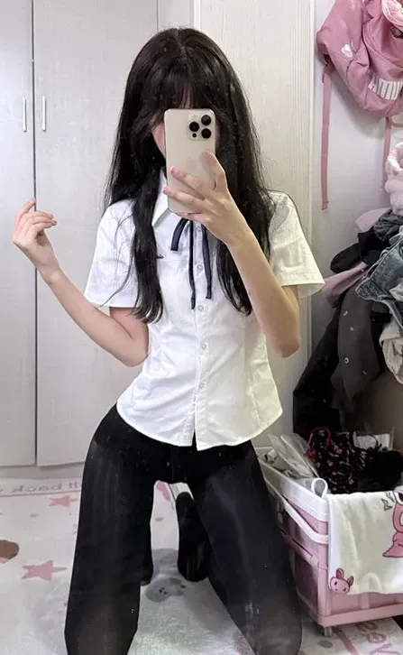 一只香角色写真风格作品整理 主题写真中的背景色调与光线层次表现