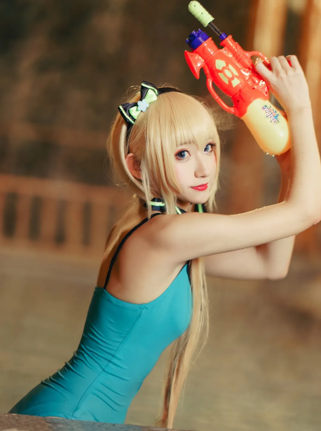 三色绘恋校园角色cosplay作品参考 三色绘恋角色金色假发蓝绿色服装造型