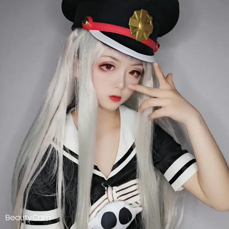 兔胖胖min角色Cosplay作品整理 黑白制服搭配长发造型的角色Cosplay展示