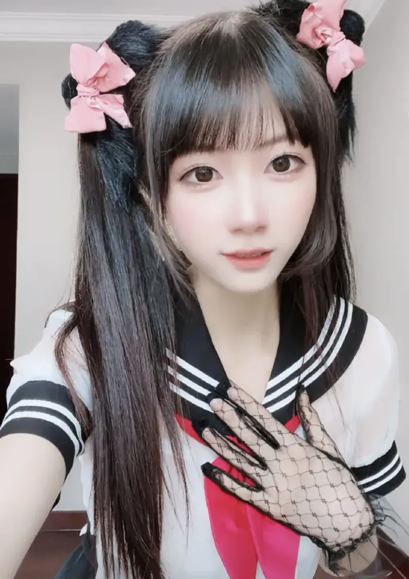 奶瑶妹妹制服角色写真风格整理 黑白制服角色风格照片