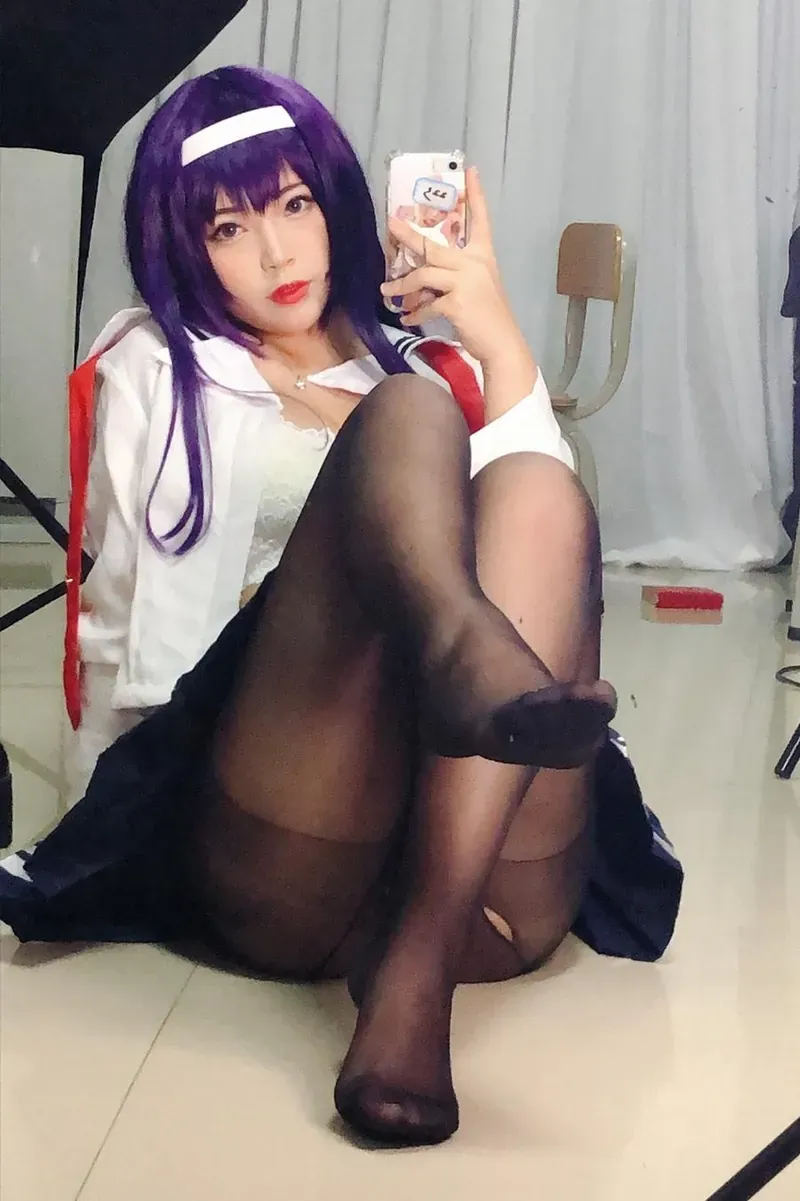 白烨cosplay角色风格作品参考 黑白女仆风格角色扮演造型照片