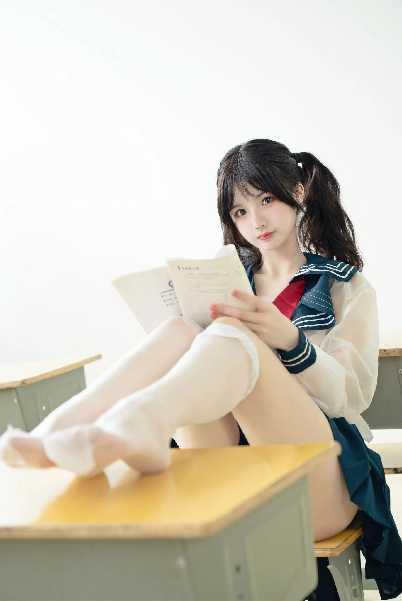 橙子喵酱cosplay角色写真作品整理 水手服元素与校园空间结合的角色写真