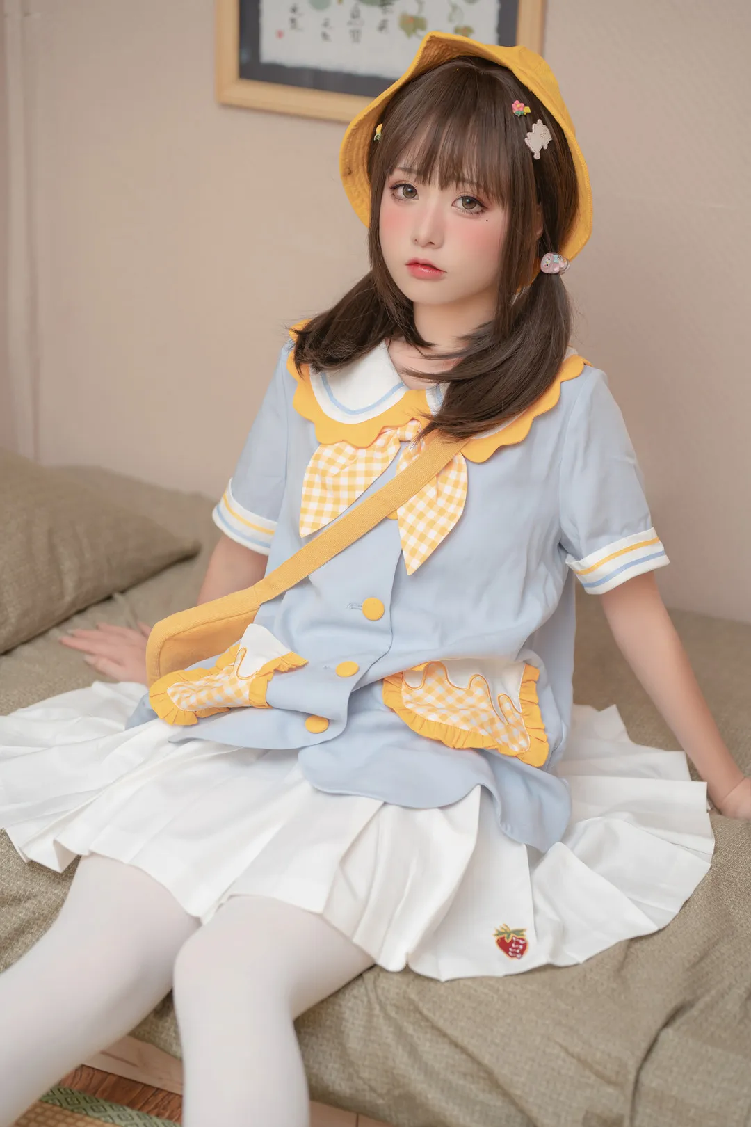 爆机少女喵小吉角色扮演作品风格整理 浅蓝黄色制服风格角色造型照片