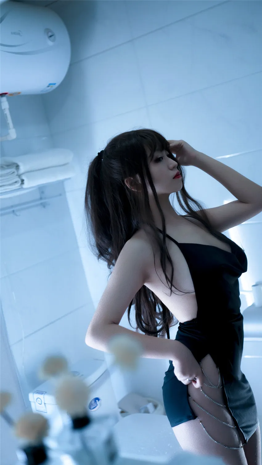 洛可ss小红帽cos风格作品整理 洛可ss黑色服装长发造型写真