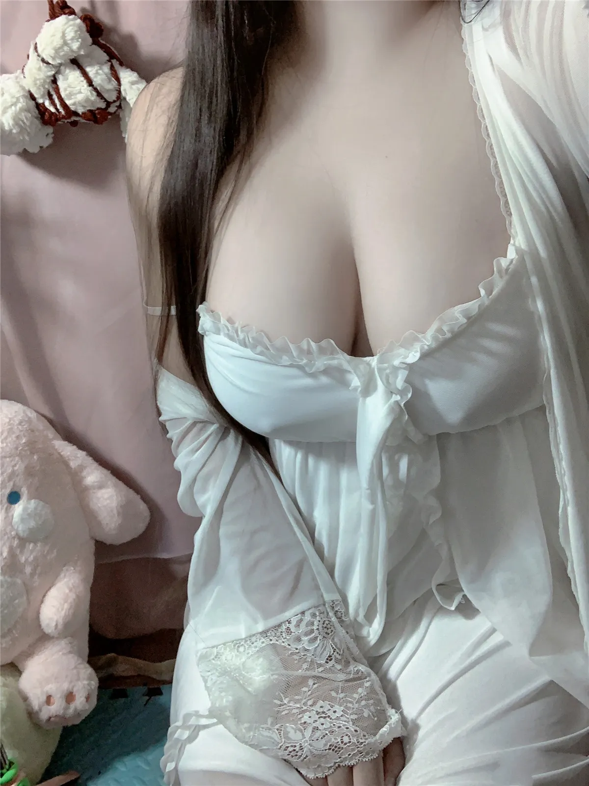 软月月舰长白色蕾丝花边家居服与网纱外搭实景