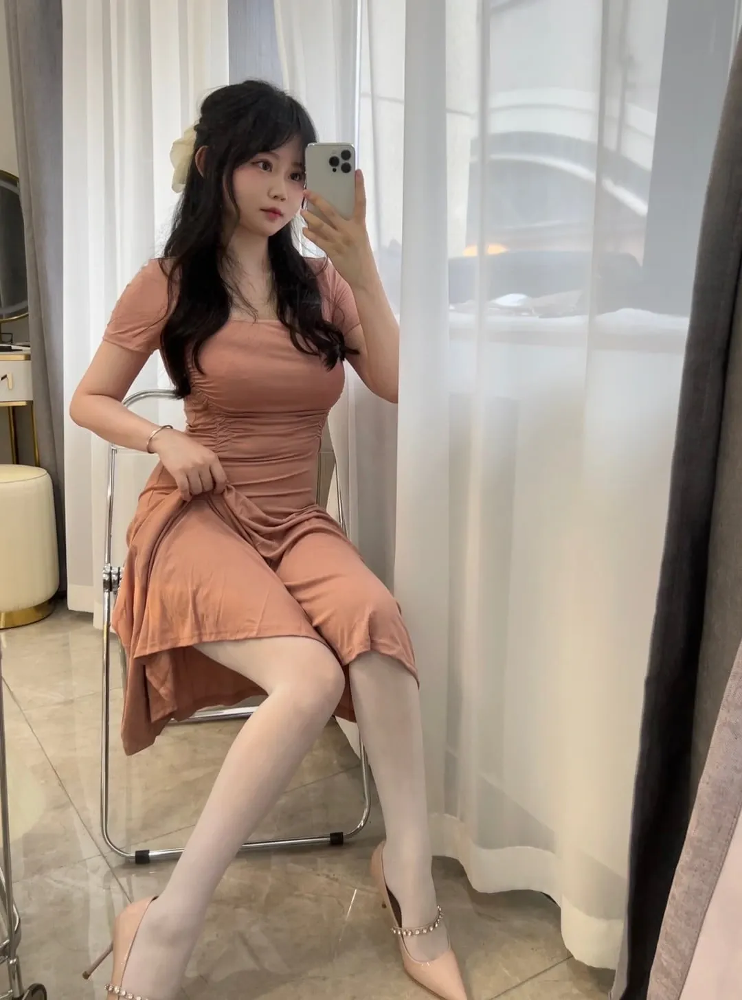 是依酱吖cosplay角色风格作品整理 室内环境中的服装搭配镜面自拍照片